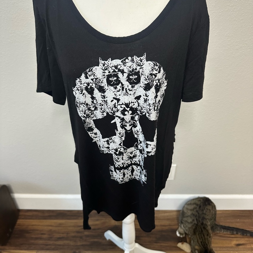 SugarFix Black Cat Patterned High-Low Shirt
